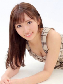 里仲ゆい
